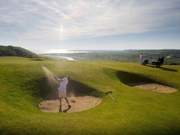 Golf Area in Barry Island